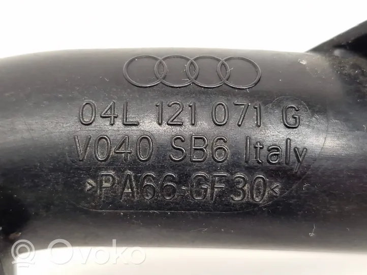 Audi A4 S4 B9 Tuyau de liquide de refroidissement moteur 04L121071G