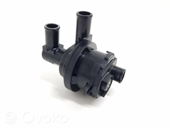 Toyota RAV 4 (XA40) Pompe à eau de liquide de refroidissement 0641001301