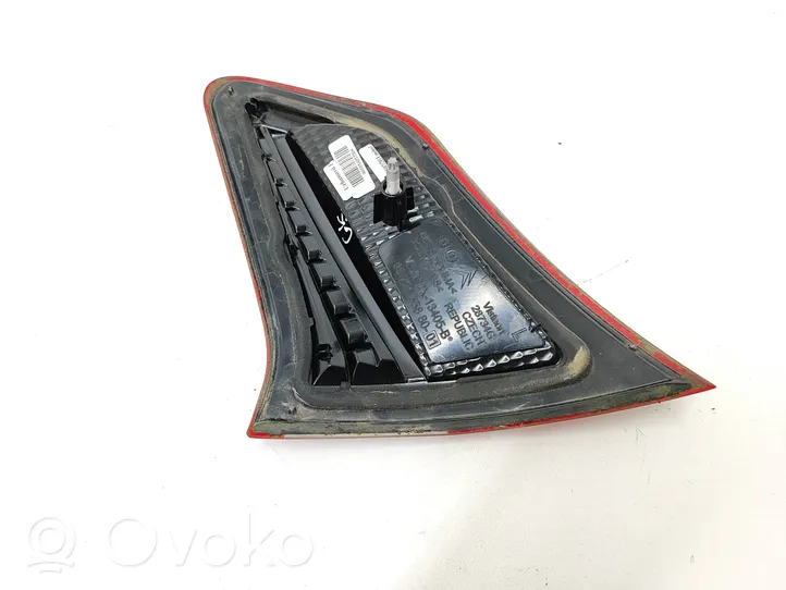 Citroen C4 II Lampy tylnej klapy bagażnika 9672155880