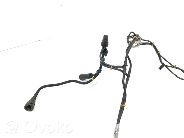 Citroen C4 II Tuyau de liquide de refroidissement moteur 10688000431