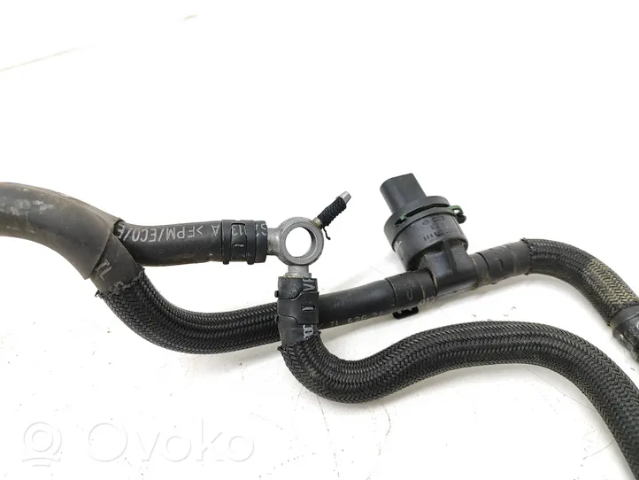 Audi A6 Allroad C6 Tuyau d'alimentation conduite de carburant 038906081B