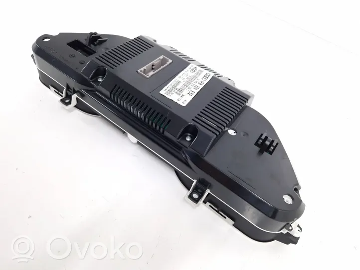 Audi A6 Allroad C6 Compteur de vitesse tableau de bord 4F0920932