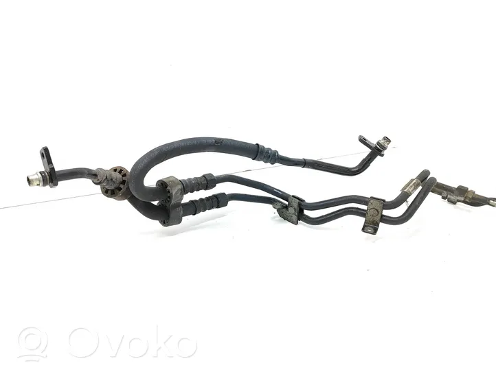 Audi A6 S6 C6 4F Tubo flessibile del radiatore dell’olio del cambio 4F0317817A