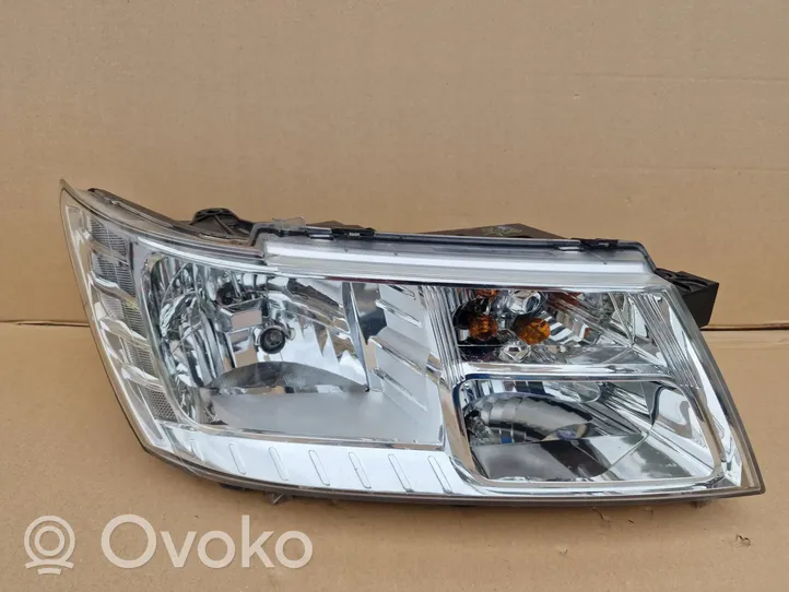 Dodge Journey Lampa przednia 05067788AA