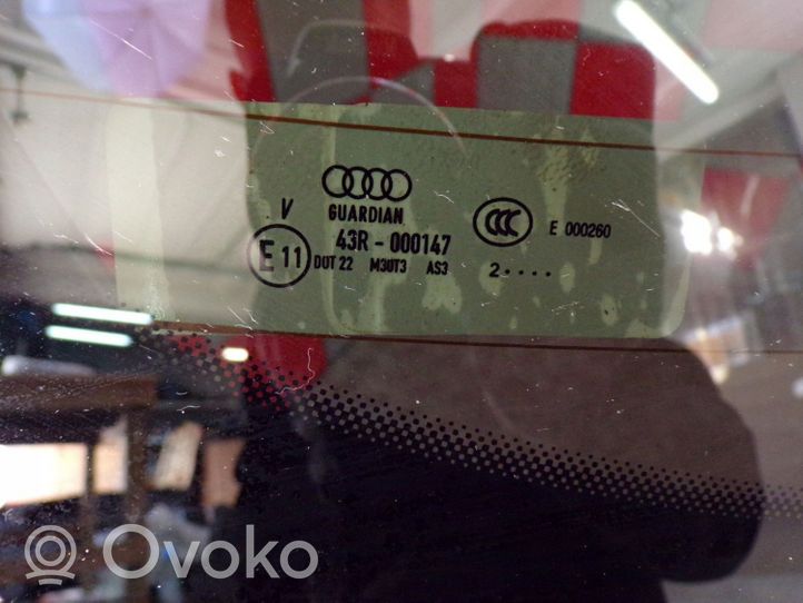 Audi A7 S7 4G Takaluukun/tavaratilan kansi LX7A