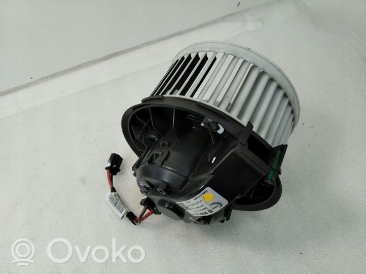 Volkswagen Up Pečiuko ventiliatorius/ putikas 12E820015