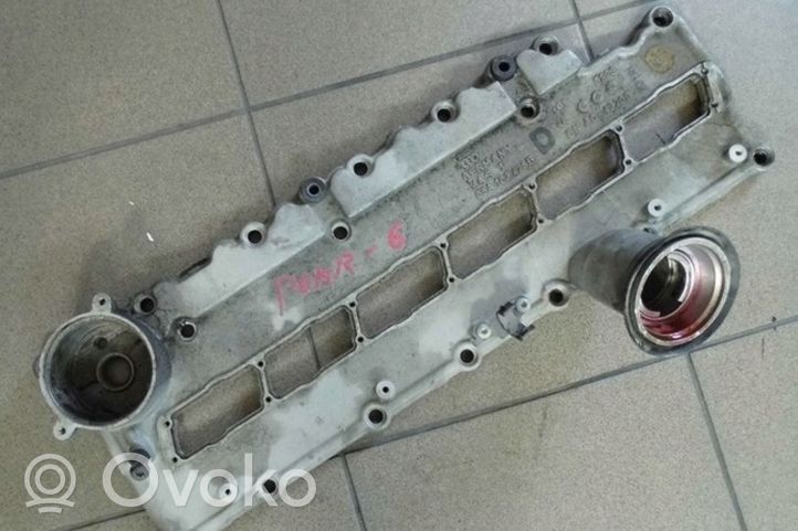 Audi Q7 4L Rocker cam cover 05A103476B