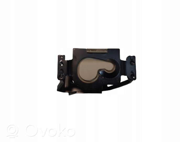 Audi Q7 4M Parcel shelf load cover mount bracket 4M0861735A