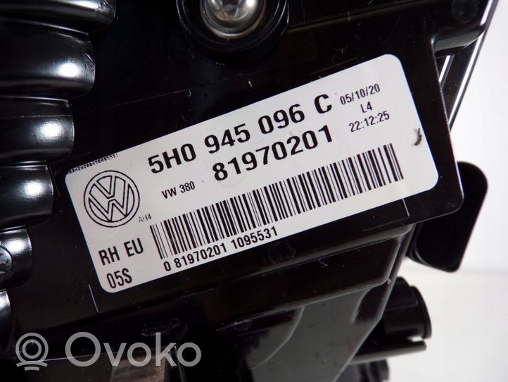 Volkswagen Golf VIII Takavalosarja 5H0945096C