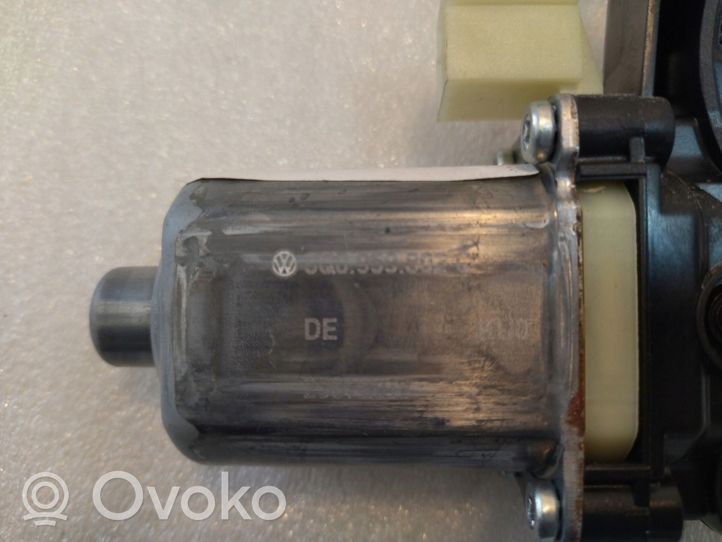 Audi Q2 - Moteur de lève-vitre de porte avant 5Q0959802C