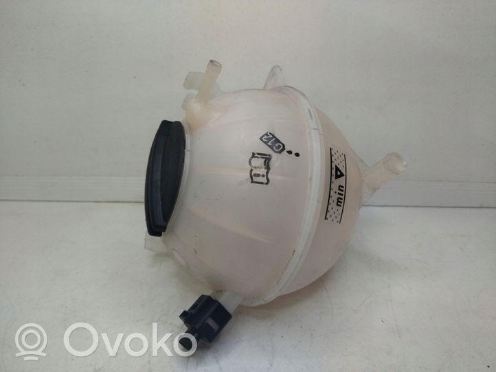 Volkswagen Jetta VI Coolant expansion tank/reservoir 5C0121407A