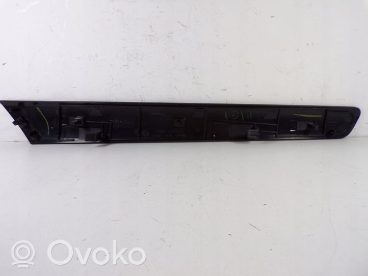 Volkswagen Jetta VI Front door trim bar 5C6867439A