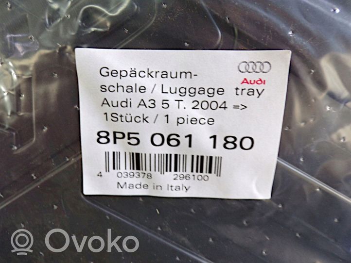 Audi A3 S3 8P Tappetino di rivestimento del bagagliaio/baule di gomma 8P5061180