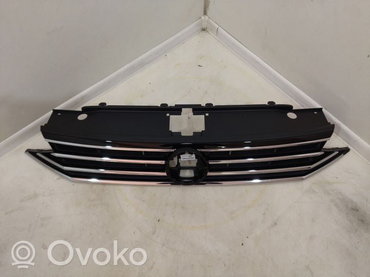 Volkswagen PASSAT B8 Atrapa chłodnicy / Grill 3G0853651DK