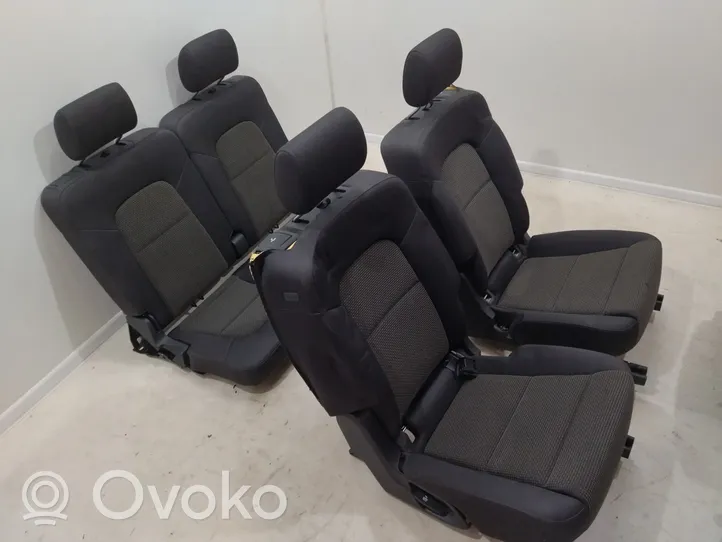 Audi Q7 4L Salono komplektas 4L0