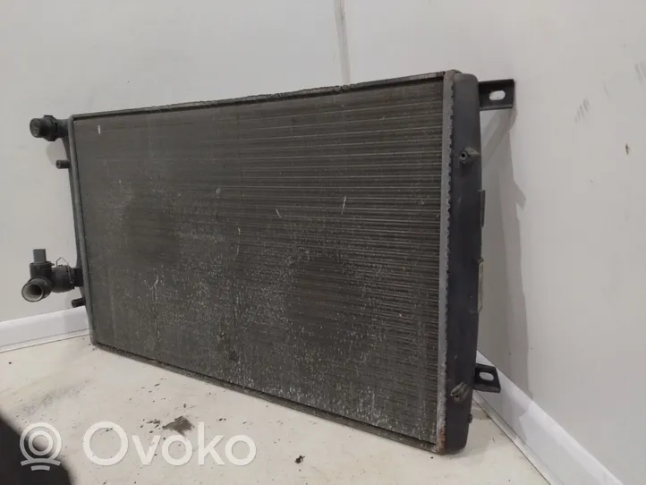 Volkswagen Beetle A5 Coolant radiator 1K0121253AA