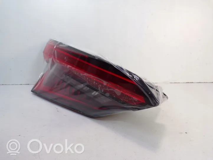 Audi A5 Rear/tail lights 8W6945093B