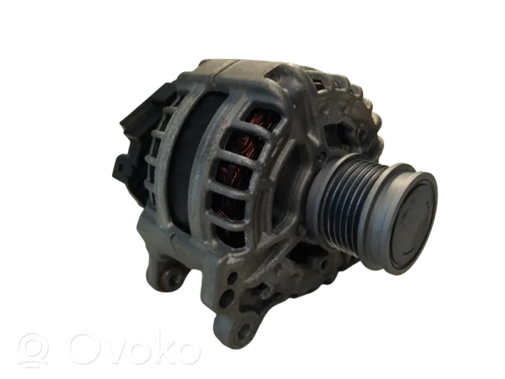 Volkswagen PASSAT B8 Generatore/alternatore 05L903026N