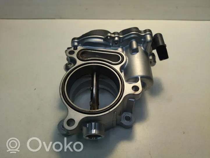 Volkswagen PASSAT B8 Throttle body valve 05L128063E