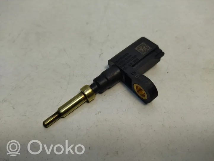 Volkswagen PASSAT B8 Coolant temperature sensor 05L919501B