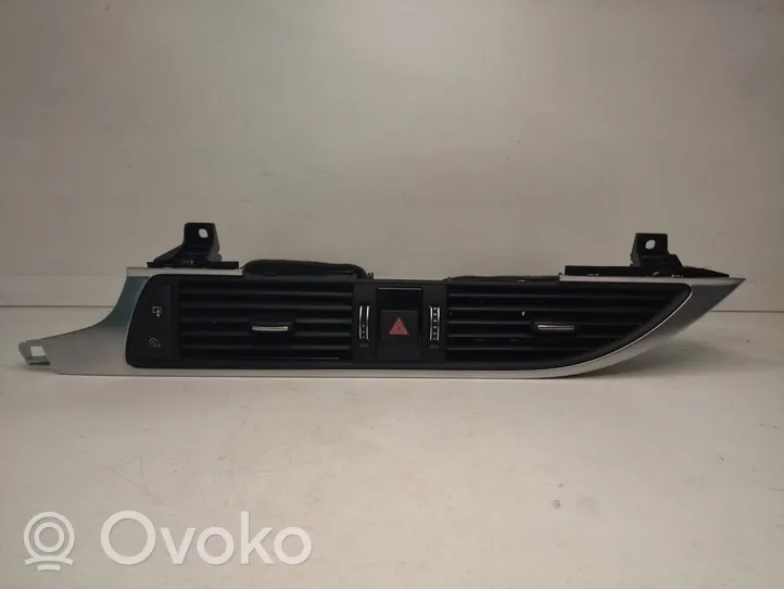 Audi A7 S7 4G Lango oro grotelės 4G1820951J