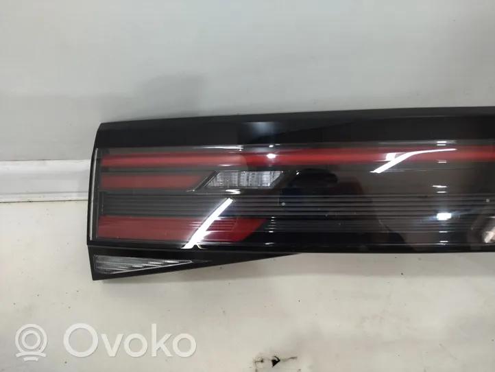 Volkswagen Taigo Tailgate rear/tail lights 2G7945093