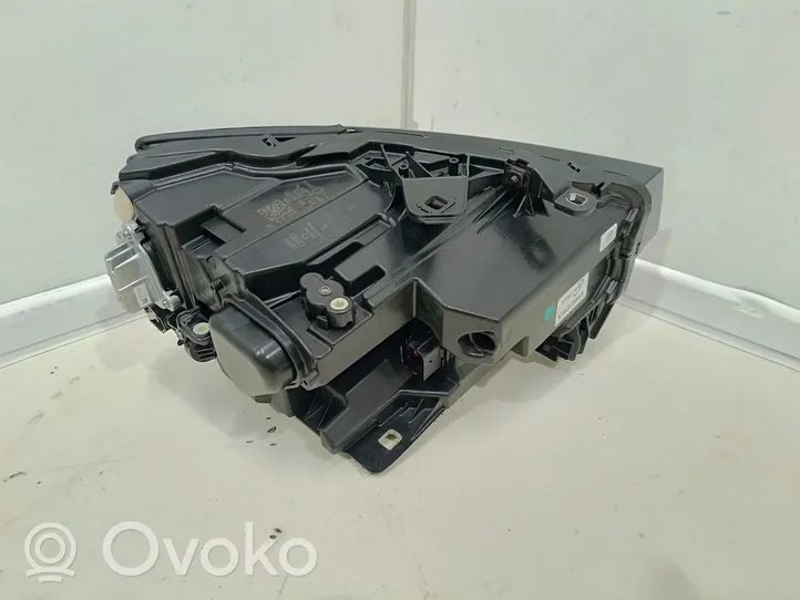 Audi Q2 - Priekinis žibintas 81A941011