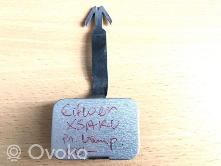 Citroen Xsara Abdeckung Deckel Abschleppöse vorne 9638952677