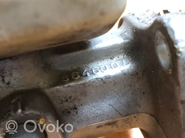 Volvo S60 Master brake cylinder 