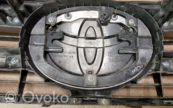 Toyota Hilux (AN120, AN130) Oberes Gitter vorne 531000KB30