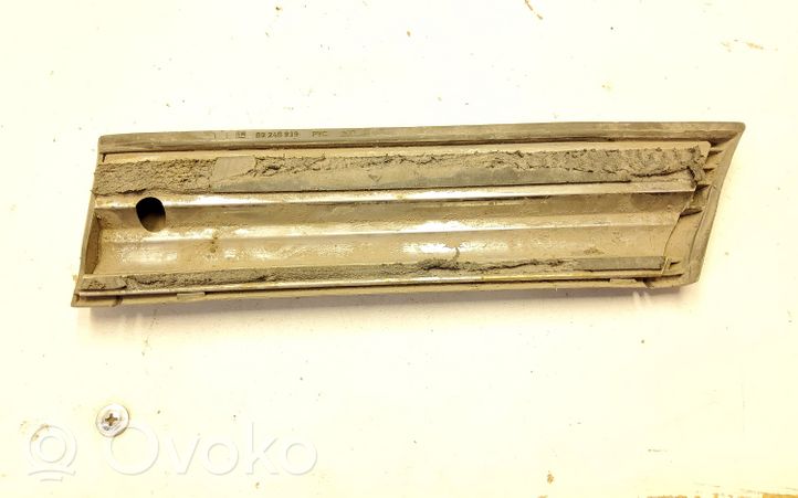 Opel Omega A Moulure, baguette/bande protectrice d'aile 90246939