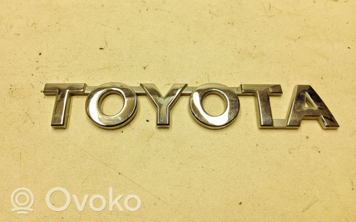 Toyota Hilux (AN120, AN130) Logo, emblème de fabricant 