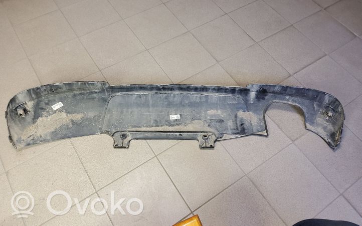 BMW 5 GT F07 Moulure inférieure de pare-chocs arrière 51128051223