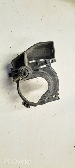 Subaru Forester SG Supporto del fendinebbia 11420882