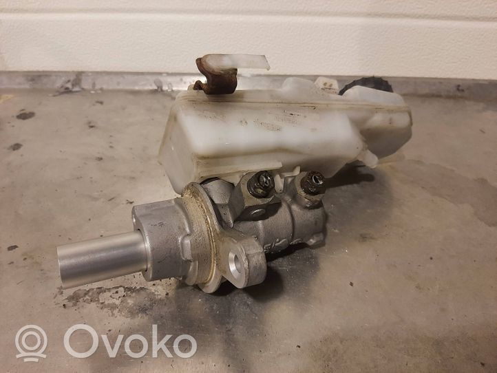 Toyota Auris 150 Główny cylinder hamulca 0204255239