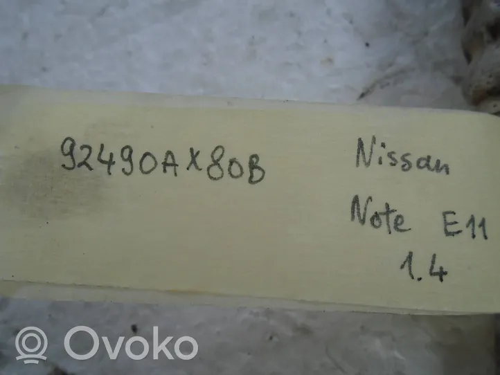 Nissan Note (E11) Wąż / Przewód klimatyzacji A/C 92490AX80B