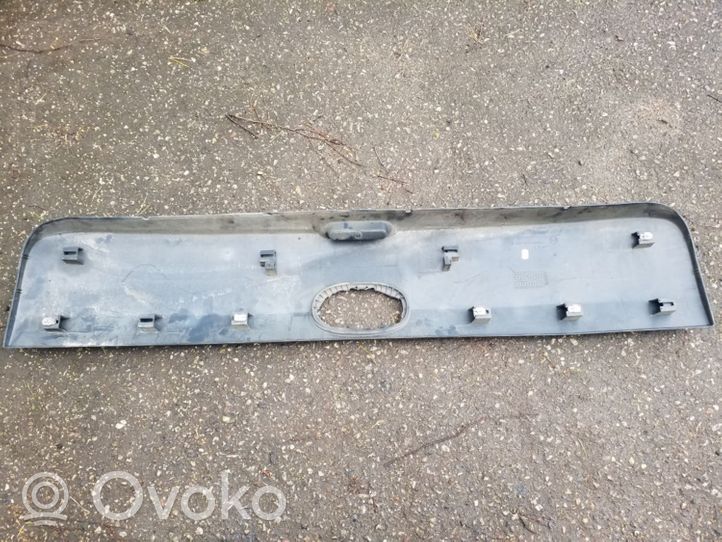 Renault Kangoo I Rivestimento della portiera di carico (modanatura) 7700304871