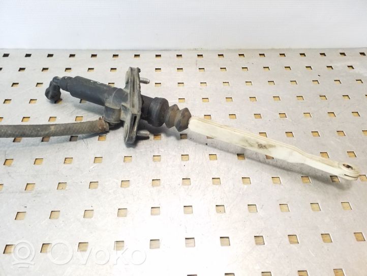 Volvo XC70 Główny cylinder sprzęgła 30651400