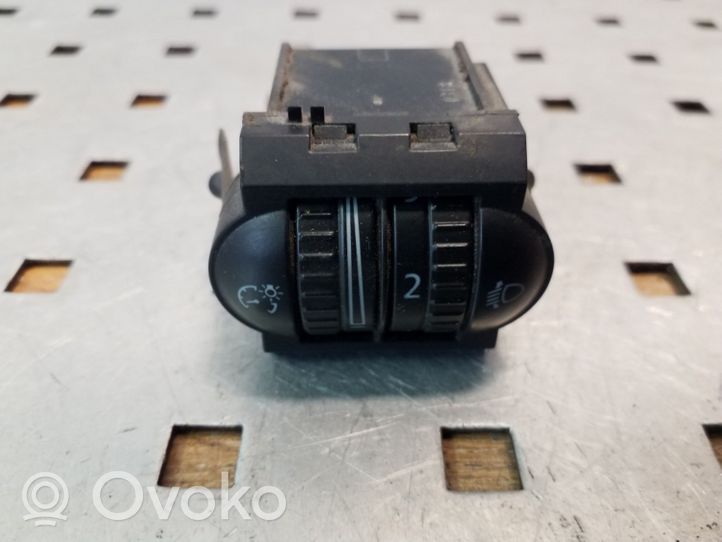 Seat Cordoba (6L) Headlight level height control switch 1K0941333D