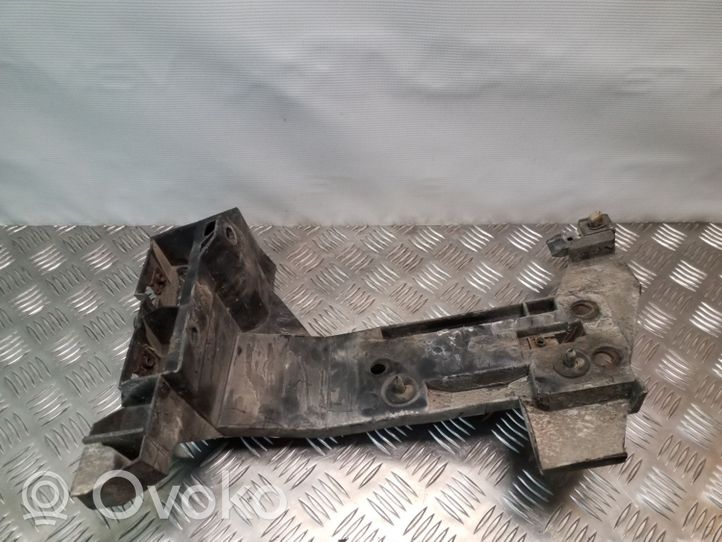 Opel Movano A Staffa di rinforzo montaggio del paraurti posteriore 7700352211