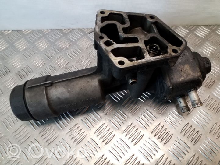 Seat Alhambra (Mk1) Supporto di montaggio del filtro dell’olio 038115389B