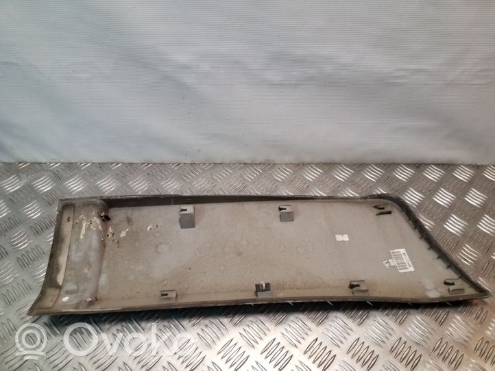 Hyundai Santa Fe Takaoven lista (muoto) 8773126500