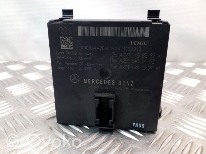 Mercedes-Benz S W221 Door central lock control unit/module A2215408362