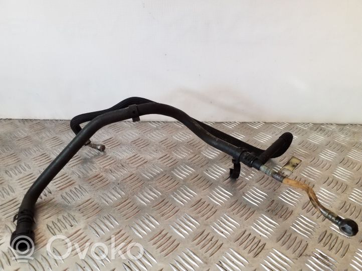 BMW 7 E65 E66 Linea/tubo flessibile di ritorno del carburante 7796132