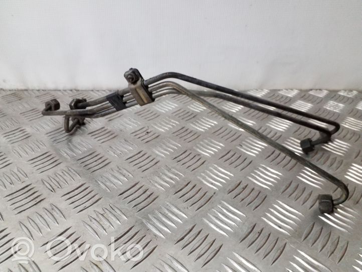 Audi A4 S4 B5 8D Tuyau d'alimentation d'injecteur de carburant 