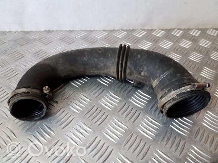 Renault Trafic II (X83) Tube d'admission d'air 8200396908