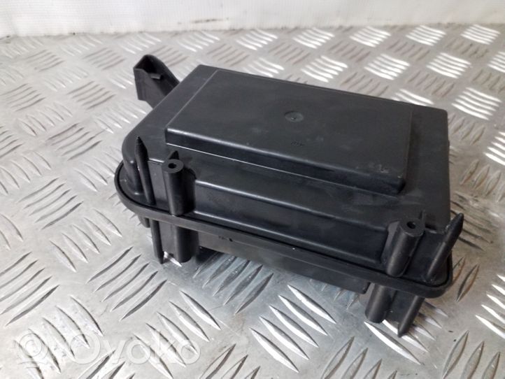 Jeep Cherokee III KJ Serbatoio del vuoto 55037536AB