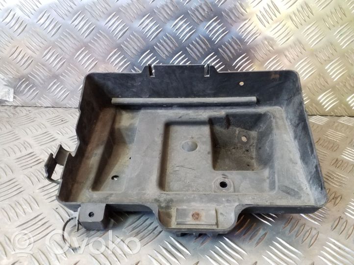 Opel Zafira A Boîte de batterie 24449812