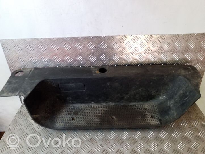 Opel Vivaro Copertura del rivestimento del sottoporta anteriore 8200041178