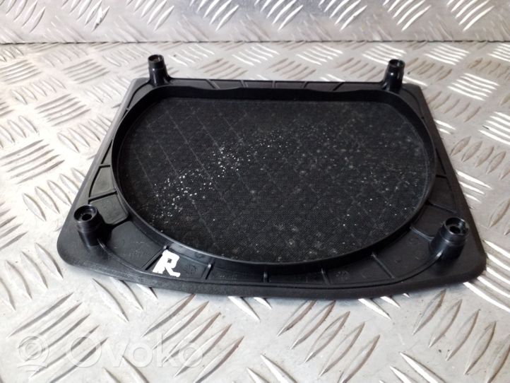 BMW 1 F20 F21 Subwoofer-bassoelementin etusäleikkö/lista 9223670